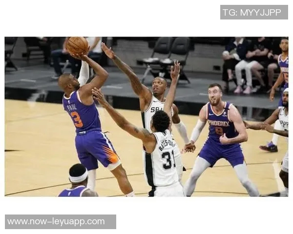 瓦塞尔22分钟高效表现8投6中斩获18分4篮板2助攻助力球队胜利